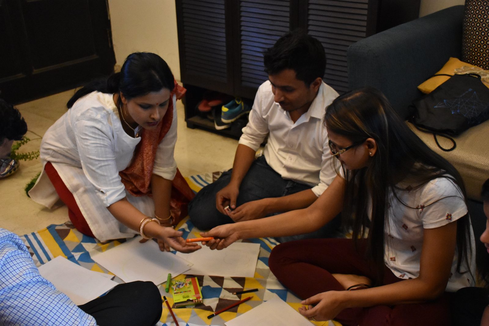 Rakhee guiding participants one-on-one